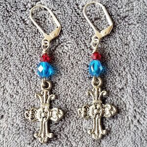 Pretty Dangle Silver Cross Pierced Earrings